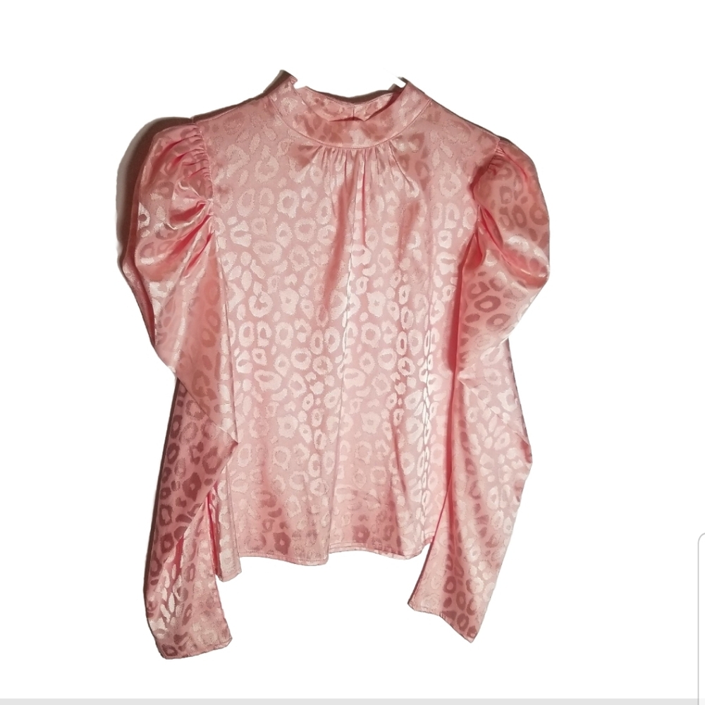 A. Calin By Flying Tomato Top Women's Large Puff Long Sleeve Pink Animal Print